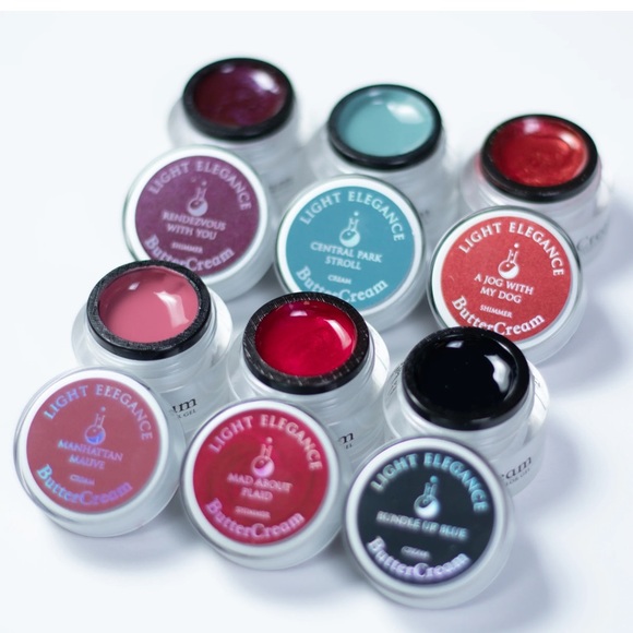 Elevate your style with Light Elegance Gel Color - Picture 3 of 3